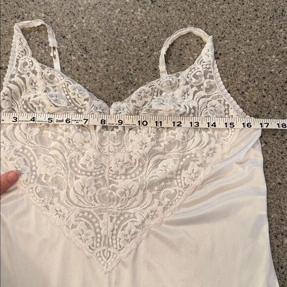 VANITY FAIR Vintage White Lace Chemise Slip Dress - Picture 10 of 13